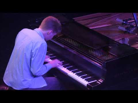 Alex Glass – Barcarolle (2022) [Graduation Performance]
