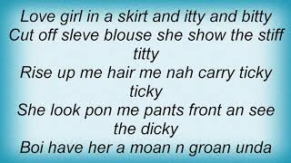 Anthony B - Tease Her Lyrics