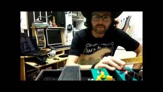 Video thumbnail for Review pedal "Big Fuzz Fuhrmann" - Daniel Benetti by Daniel Benetti