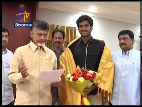 CM Chandrababu Felicitates Tennis Player Saketh Mynani