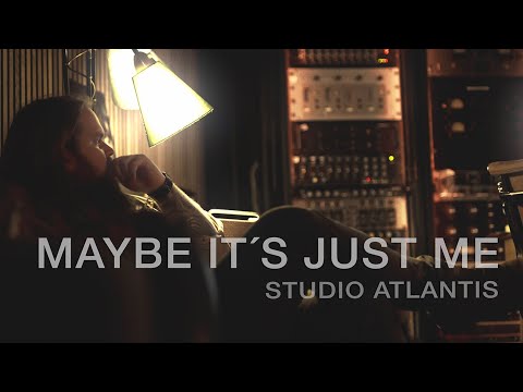 Chris Kläfford - Maybe It's Just Me (Official music video)