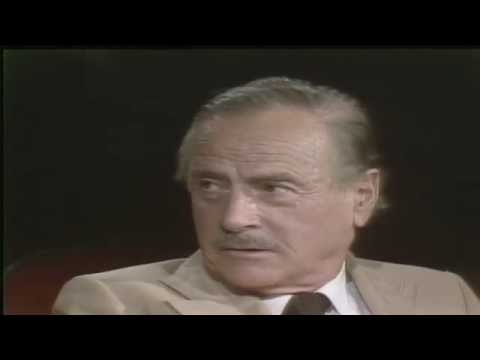 Marshall McLuhan 1976 - Television extending the tactile sense