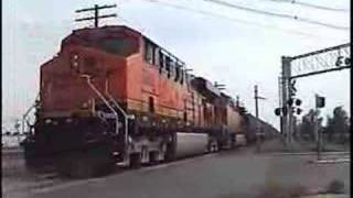 preview picture of video 'Railroad Action in Granite City, Illinois'