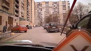 Автоинструктор отвечает на любопытные вопросы.