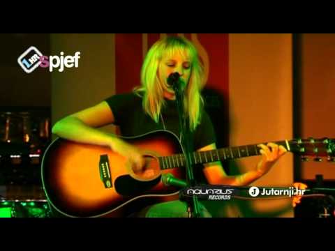 Ana Bustruc - profil