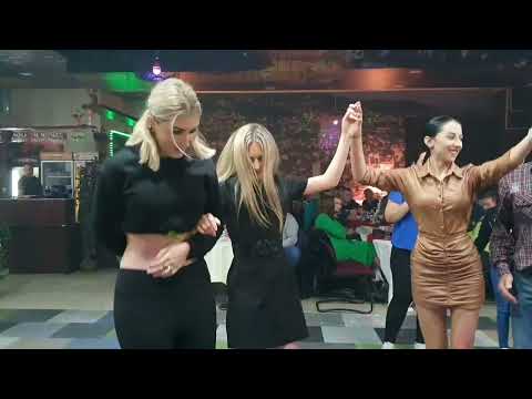 🔴 Kraljica balkana kolo vodi - Hotel Heco Plus Sarajevo - Bosanski teferič