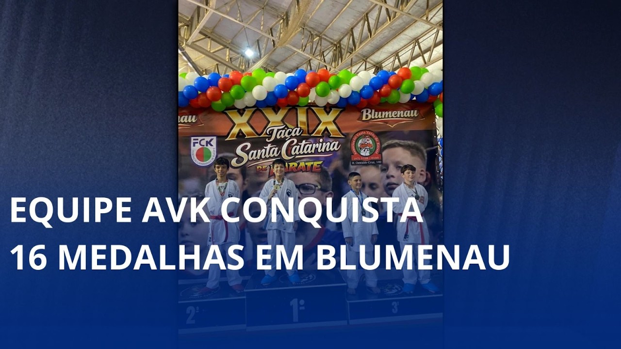 Taça SC de Karate. Equipe AVK conquista 16 medalhas em Blumenau