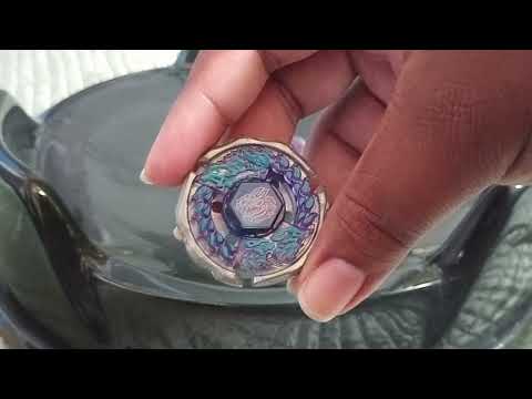 BEYBLADE (METAL FIGHT!) EARTH EAGLE 145WD vs RAY GIL 100RSF