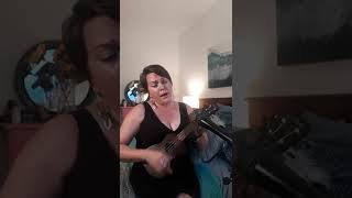 Lovesong! Ukulele cover with chords - The Cure - Good Charlotte - Death Cab for Cutie - easy to play