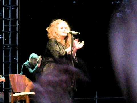 Adele - Rumour Has It (Live at McMenamins Edgefield - Portland, OR)