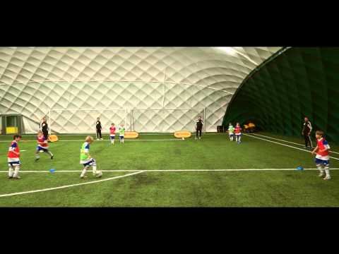 Dvojitá narážečka - TrénujFotbal.cz