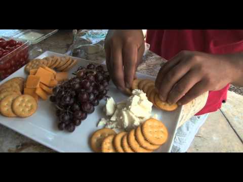 Easy Cheese and Crackers Platter