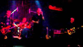 sad lovers and giants - happiness is fragile (LIVE)