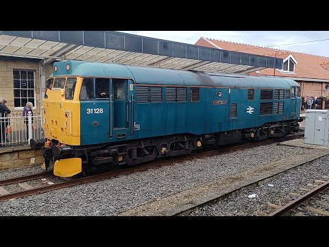Class 31 31128 arrives at Whitby from the North Yorkshire Moors Railway - 15/09/25