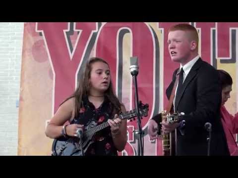 2016 IBMA Kids On Bluegrass - I Hear A Choo Choo