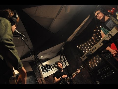 The Globes - Stay Awake (Live on KEXP)