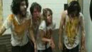 Be Your Own PET - FOOD FIGHT!