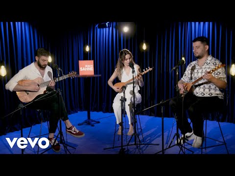 elapro SAHNE - Girdim Yarın Bahçasına (feat. Telli Sazlar Üçlüsü) ft. Telli Sazlar Üçlüsü