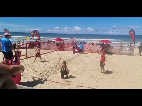 Qld Open 2022 - Final - Tom Heijs Bounces it.