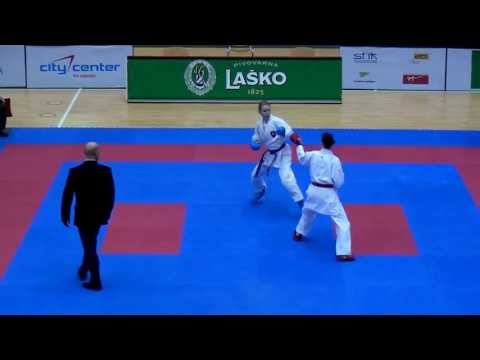Karate1 Lasko 2013 - VOJTIKEVIČOVÁ vs. SUCHANKOVA - Kumite female -55 FINAL