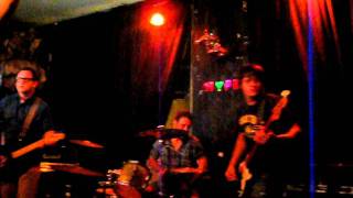 Minor Threat cover band-&quot;No Reason&quot; (Chicago)