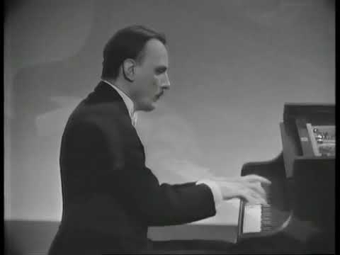 Chopin: Sonata in B flat minor, Op. 35 - Arturo Benedetti Michelangeli