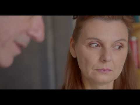 L'homme parfait fait une RÉVÉLATION MAGIQUE à sa femme 😅 #sketch #comedie #commentdraguerapres50ans