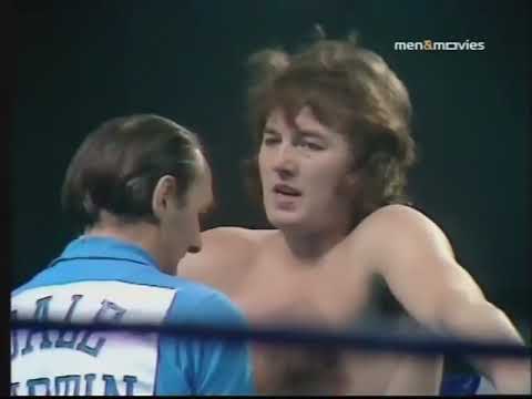 Mick McManus v Tony St Clair