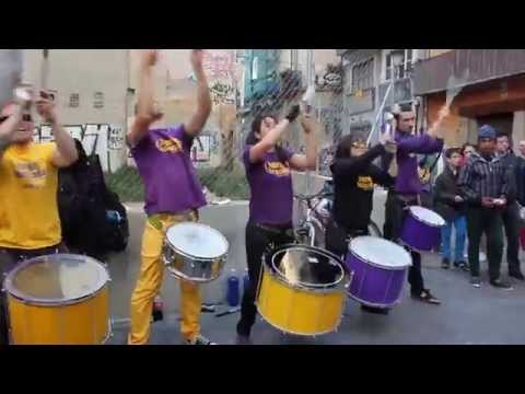 Video 6 de Batucada Kultrún Video 6 de Batucada Kultrún