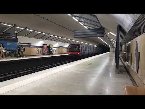 Lisbon Metro 675 departing Martim Moniz Station on 24/05/23