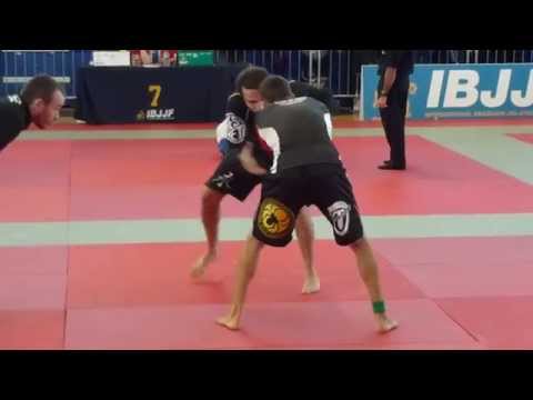 Luiz Tosta vs Sergio Calderon  - IBJJF London Open No-Gi 2014 - Black Adult - Feather