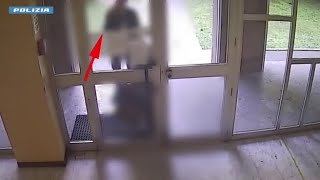 Rho, così segue l'anziana nel portone di casa e la rapina