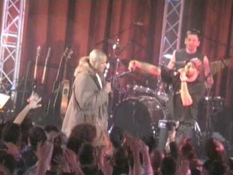 J-Luv ft Tone - Die scheisse kommt (live)