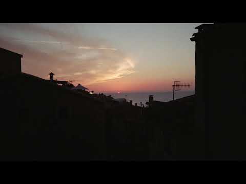 Video thumbnail for Hoy No Sale el Sol