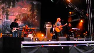 j karjalainen-Et ole yksin