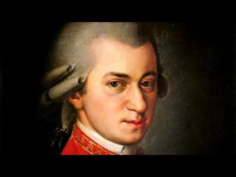 GOD IS OUR REFUGE - Mozart