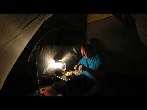 MongoTV_4376 - Mongo Madskole - Del 1 - SØNDAGSMIDDAG i TELT - SVINEMØRBRAD Med FLØDEKARTOFLER