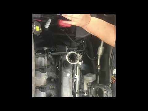 Changing fuel injectors in 06 Chevy HHR LT 2.4 Ecotech