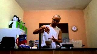 preview picture of video 'Manjar de coco com calda de uva'