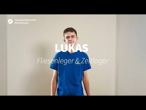 Wer wird Azubistar 2024? Lukas ist Fliesenleger und macht in seiner Freizeit Jugendarbeit