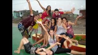 preview picture of video 'Dançando na Chuva   02 11 12'