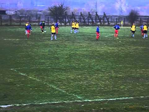 Aurul Brad-Jiul Petrosani 2-1 (in timpul meciului)