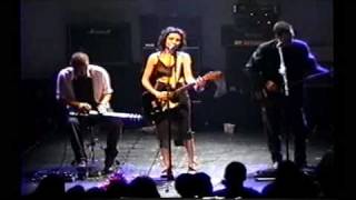 PJ Harvey - Missed (1998) Philadelphia, PA