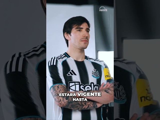 Vídeo relacionado con Pulsera de Silicona Negra Oficial del Newcastle United FC con Escudo del Club y Texto NUFC