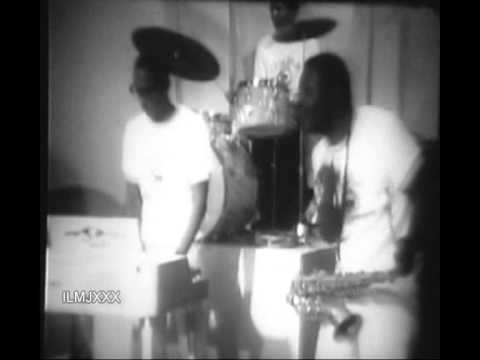 WATTS 103RD STREET RHYTHM BAND - SPREADIN' HONEY (RARE VIDEO FOOTAGE)