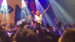 Un Poco Más De Frío - Cami (Tour Rosa Viña del Mar)