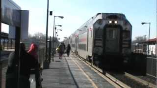 preview picture of video 'NJ Transit coming into Bound Brook Station'