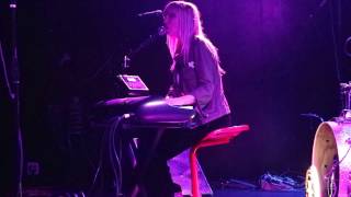Laura Burhenn (The Mynabirds) live