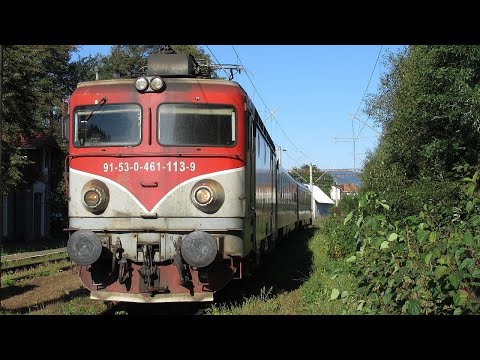 Romania: CFR class 46 electric loco runs-round at Cacica on regional services from/to Suceava