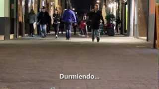 The Vines &quot;I´m only sleeping&quot;_unofficial video_Beatles cover (subtitulado español)